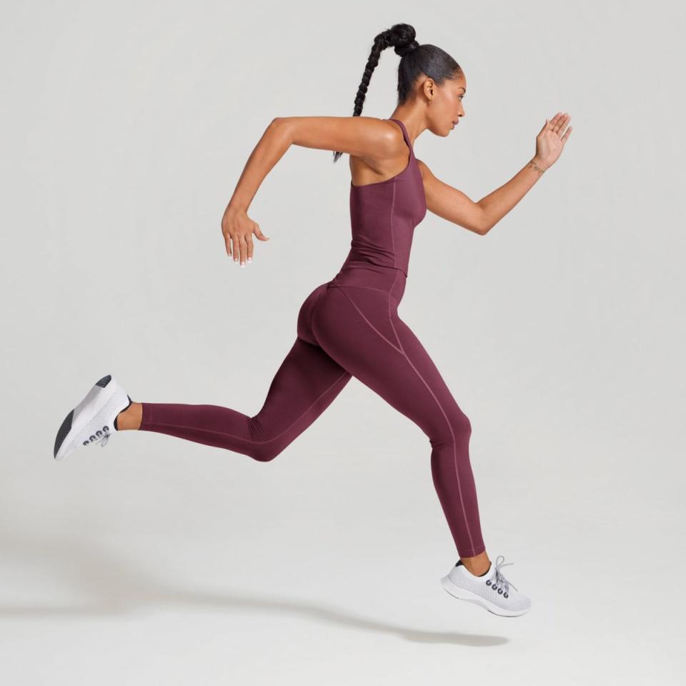 Allbirds Natural Legging and Run Form Tank. 