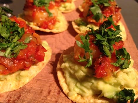 Mexican Tostadas con camarones enchilados