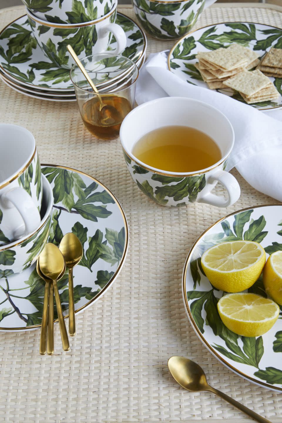 <p>You can't go through spring/summer without some botanical-themed homeware, and these stoneware sets with gold-coloured rims do the job. You can buy the <a href="https://www2.hm.com/en_gb/productpage.0720464001.html" rel="nofollow noopener" target="_blank" data-ylk="slk:bold printed plate for £6.99;elm:context_link;itc:0;sec:content-canvas" class="link ">bold printed plate for £6.99</a>.</p><p><a class="link " href="https://go.redirectingat.com?id=127X1599956&url=https%3A%2F%2Fwww2.hm.com%2Fen_gb%2Fproductpage.0720464001.html&sref=http%3A%2F%2Fwww.housebeautiful.com%2Fuk%2Fdecorate%2Fg27238186%2Fhm-home%2F" rel="nofollow noopener" target="_blank" data-ylk="slk:BUY NOW;elm:context_link;itc:0;sec:content-canvas">BUY NOW</a></p>