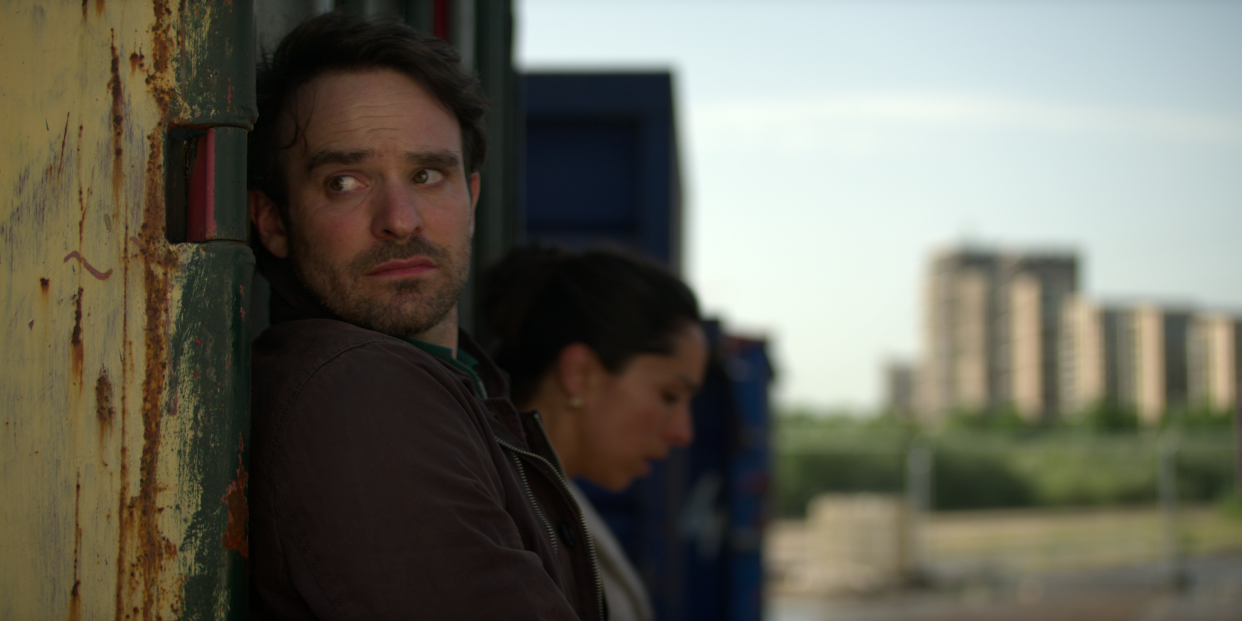 Adam Lawrence (Charlie Cox) and Maddie Lawrence (Oona Chaplin) in Treason (Netflix)