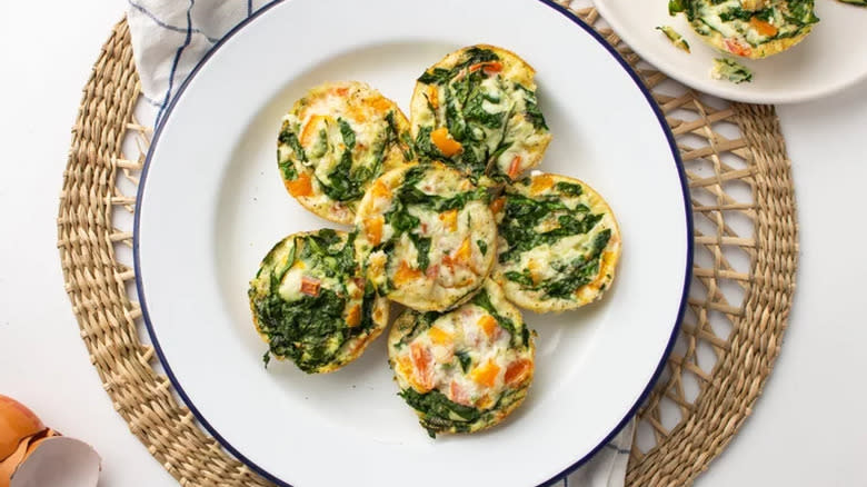 egg white cups spinach