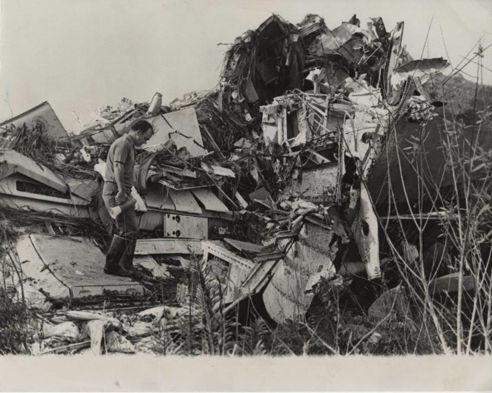 Escena de los restos del vuelo 401 de Eastern Airlines en los Everglades, al oeste del Aeropuerto Internacional de Miami.