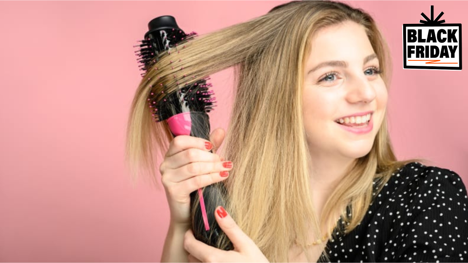 Save on the popular Revlon curler for Black Friday.