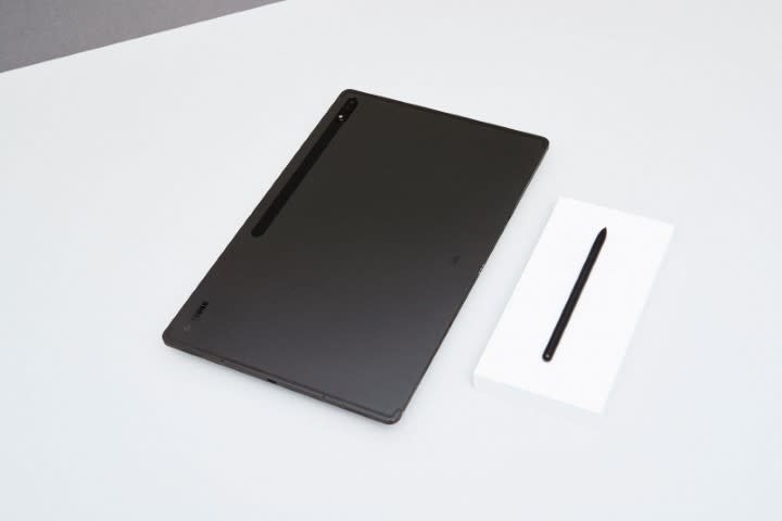 <p>Samsung Galaxy Tab S8 Ultra and S Pen</p>
