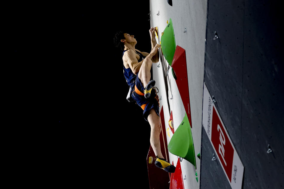 MOSCOW, RUSSIA - SEPTEMBER 21: British Hamish McArthur competes in men's final in the 2021 IFSC Climbing World Championships in Moscow, Russia on September 21, 2021. McArthur won the bronze medal. (Photo by Sefa Karacan/Anadolu Agency via Getty Images)