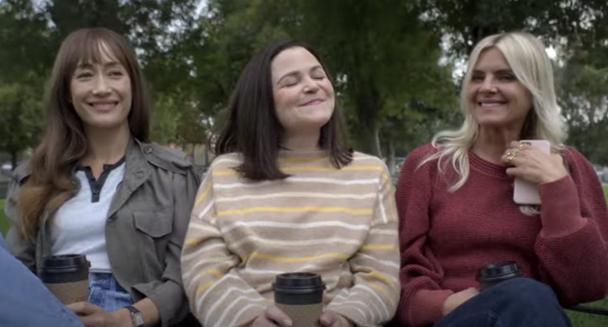 ‘pivoting Eliza Coupe Ginnifer Goodwin And Maggie Q Try To Live Their “best Lives” In Trailer