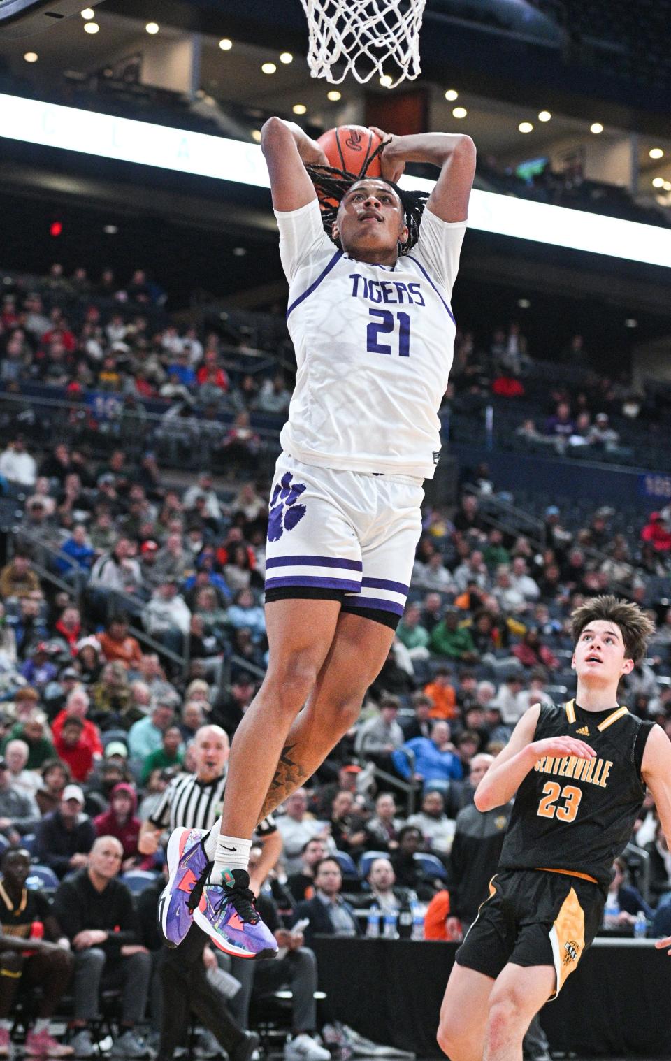 Pickerington Central's Devin Royal said he talks frequently with Ohio State coaches and that he's not concerned about the Buckeyes' struggles this season.