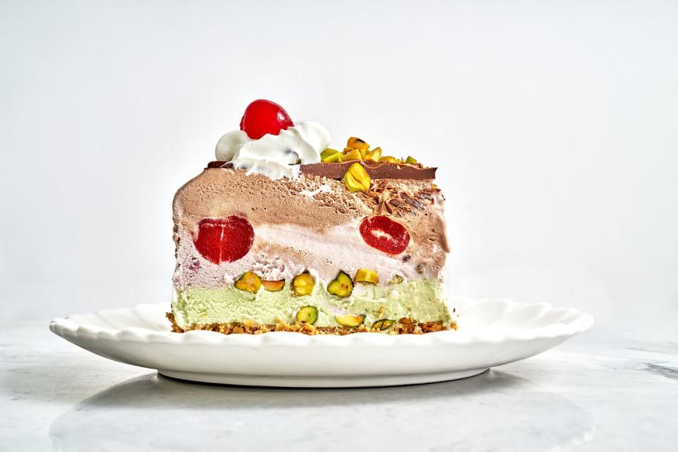 spumoni ice cream cake