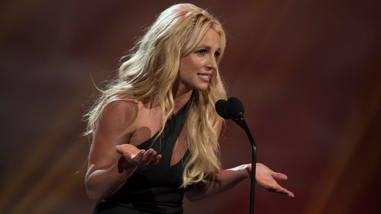 Britney Spears Asks Fans For Privacy After Police Called To Her House