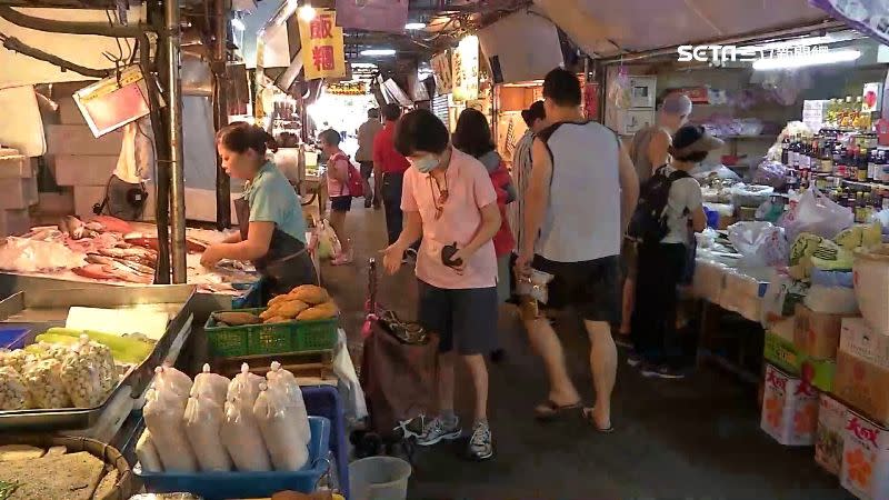 雞鴨魚肉、生鮮蔬果，傳統市場應有盡有。（示意圖／資料照）