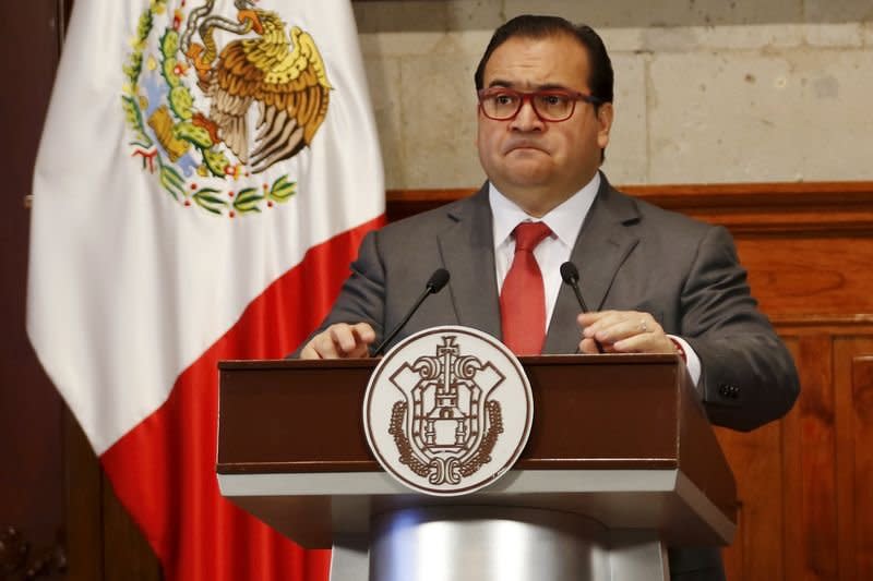 Javier Duarte, Governor of the state of Veracruz, attends a news conference in Xalapa, Mexico, August 10, 2015.   REUTERS/Stringer