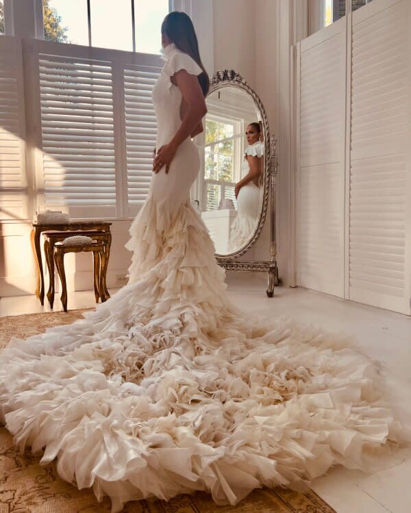 Jennifer Lopez Ralph Lauren Wedding Dresses; On the JLO newsletter photos; On The JLo: Wedding Dress First Looks