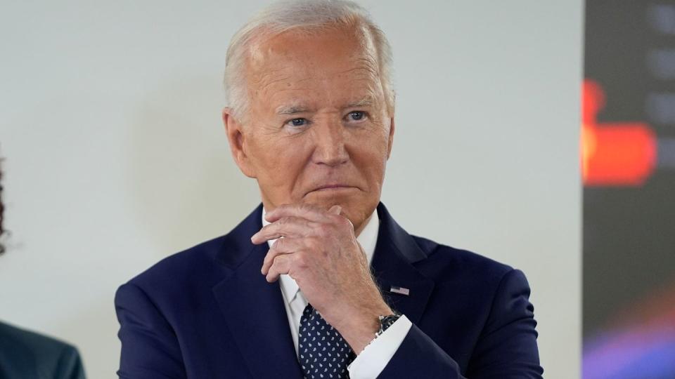 US-Präsident Joe Biden ist auch im Lager der Demokraten nicht mehr unumstritten. (Bild: dpa)