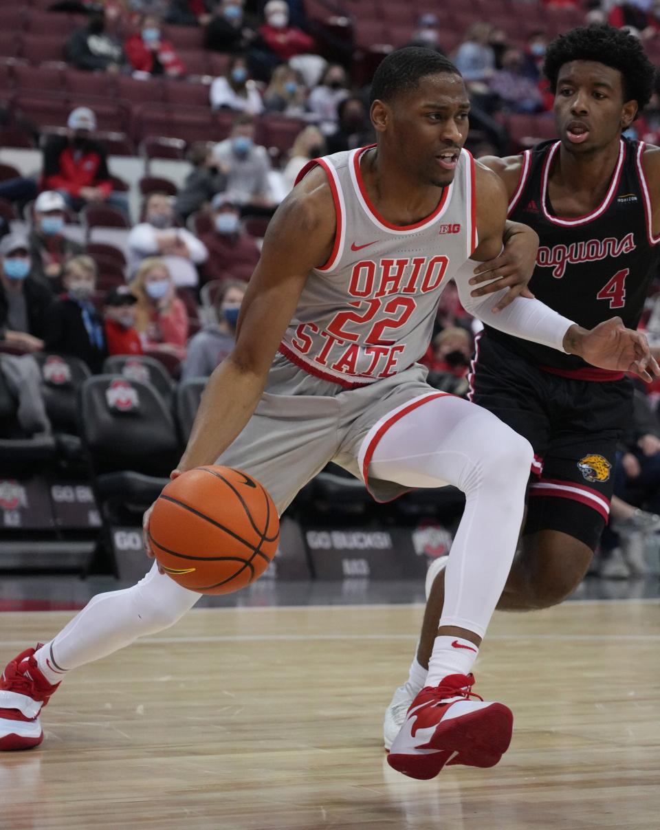 Ohio State's Malaki Branham (22) battles IUPUI's Bakari LaStrap (4) during the Ohio State vs. Indiana University/Purdue University Indianapolis men's basketball game Tuesday, January 18, 2022 at the Value City Arena in the Schottenstein Center.