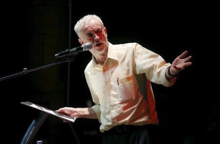 Labour Party leadership candidate Jeremy Corbyn gestures during a rally in London, Britain September 10, 2015. REUTERS/Peter Nicholls -