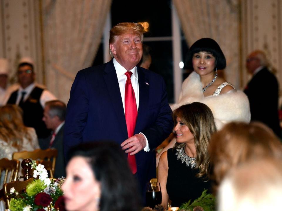 trump mar-a-lago melania christmas dinner