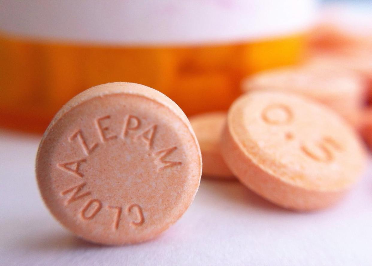 Clonazepam, a benzodiazepine drug, is among those that experts warn doctors are prescribing too freely and not warning people of the possible side effects and dependency issues. (Joe O'Connal/Canadian Press - image credit)