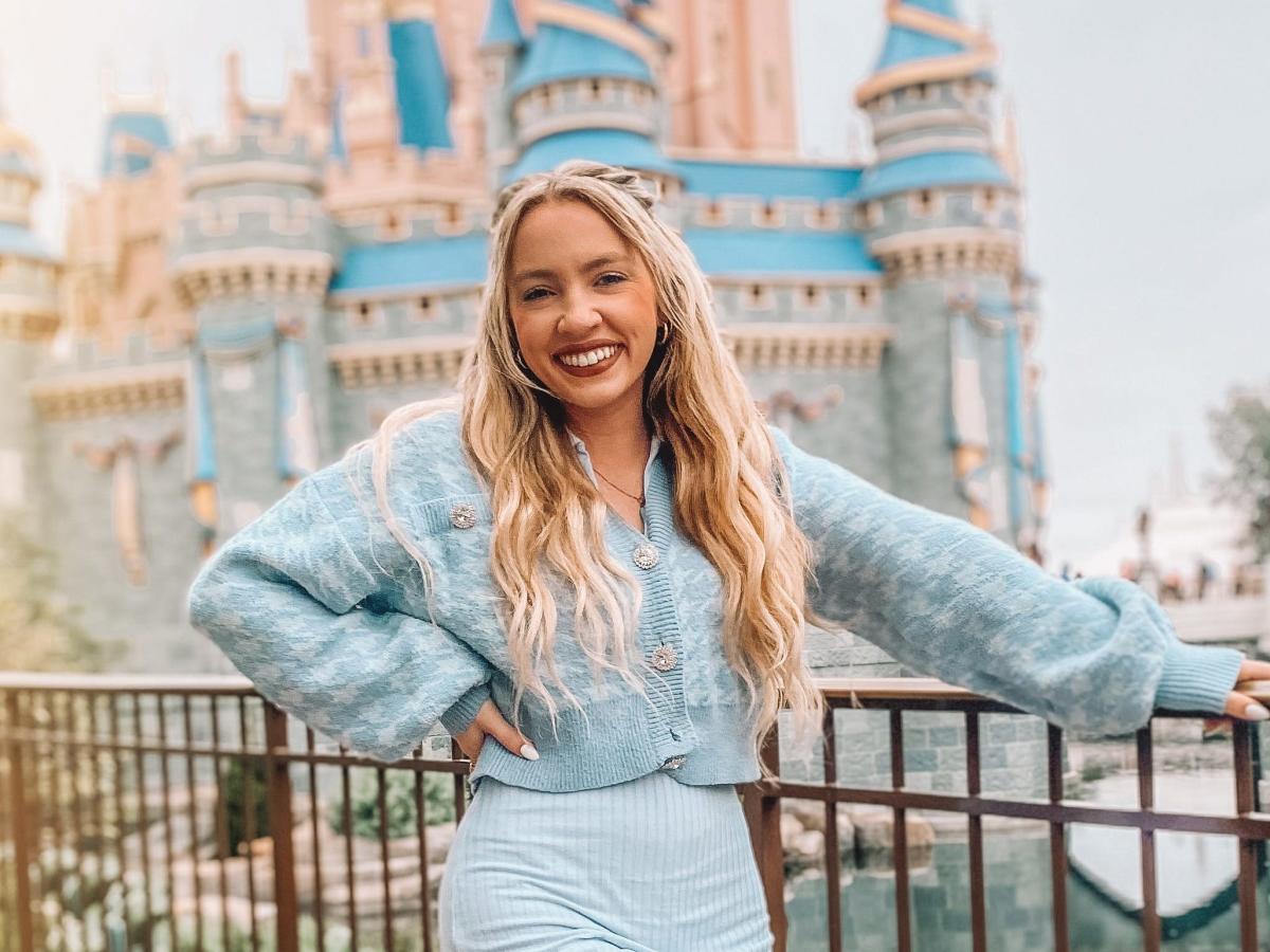 I Worked at the Disney Parks in US — Things to Never Buy There