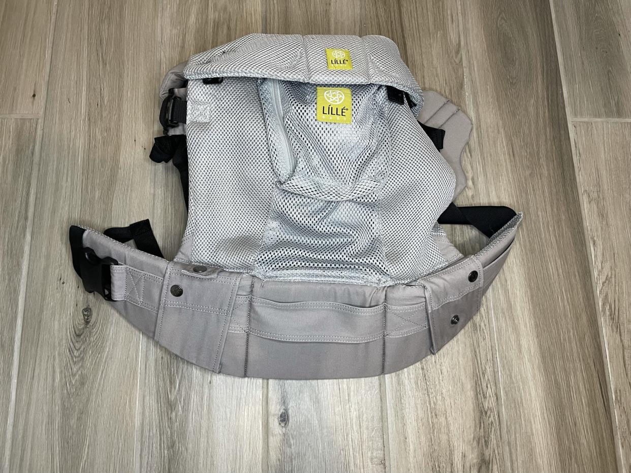 Lillebaby baby carrier