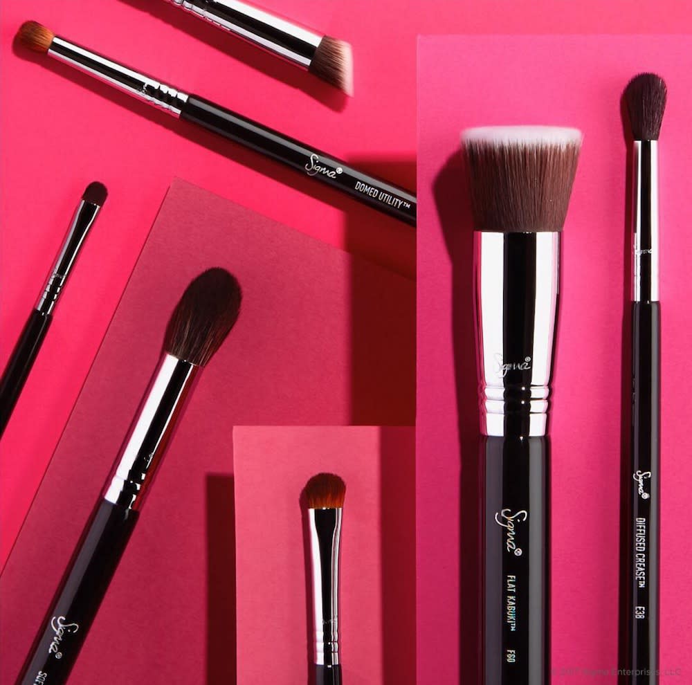 Sigma Beauty is selling their Best of Brush Set and it’s perfect for makeup beginners
