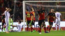<p>Everton’s Romelu Lukaku celebrates scoring an 89th-minute equaliser against ten man Greece, before the visitors saw another red card in injury time. </p>