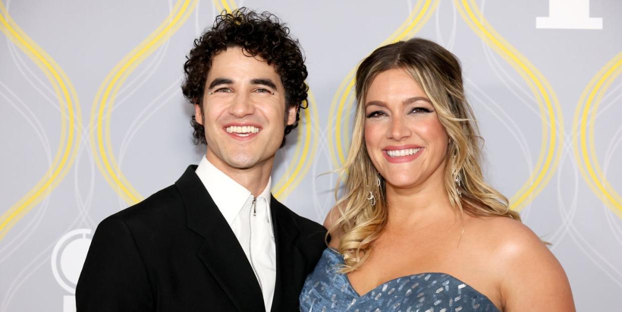 darren criss and mia swier