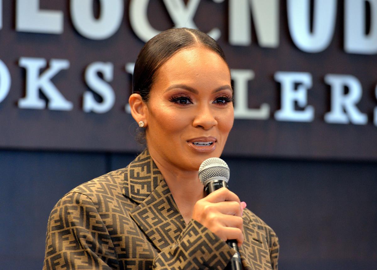 After Her Recent Baptism Evelyn Lozada Is Quitting Premarital picture