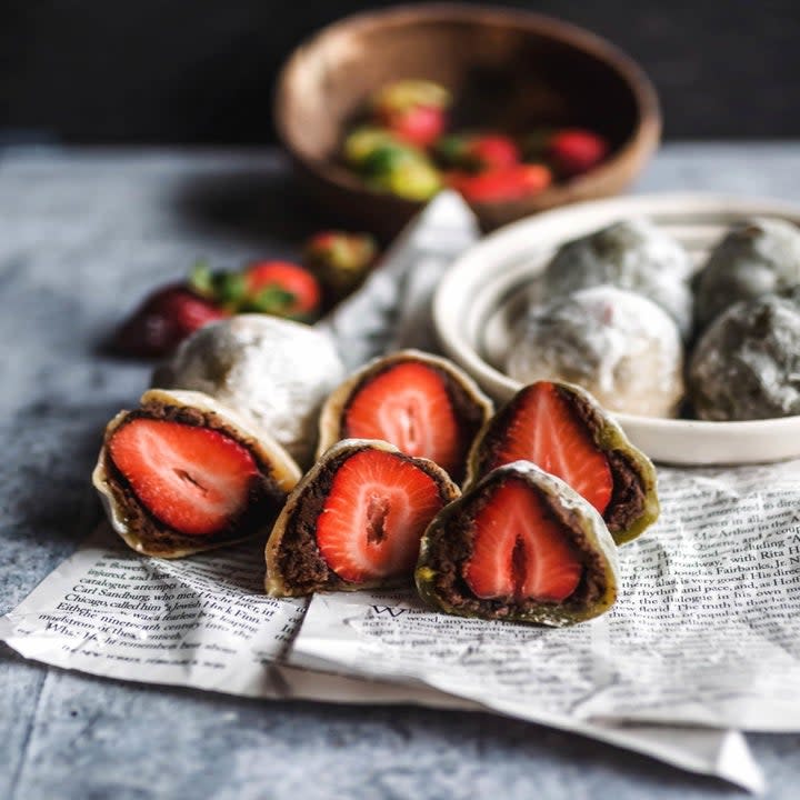 mochi with strawberries inside