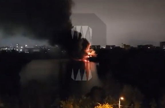 莫斯科的俄羅斯聯邦海關署大樓發生大火。（圖／翻攝自X）