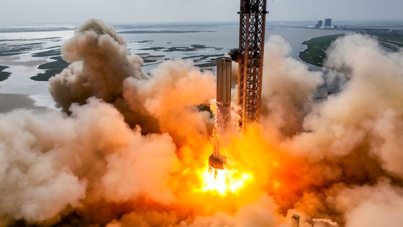 The static fire test of Booster 7, as performed on November 29, 2022. 