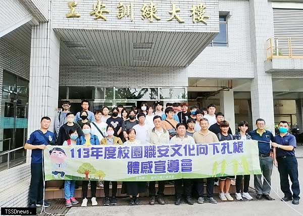 南市勞工局職安健康處辦校園職安文化宣導會，透過觀摩與體驗提升青年學子職安意識。（記者李嘉祥攝）