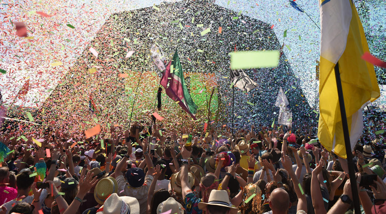 TOPSHOT-BRITAIN-ENTERTAINMENT-MUSIC-GLASTONBURY (Oli Scarff / AFP via Getty Images)