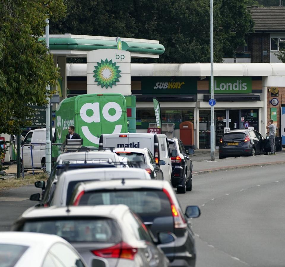 Motorists have continued to queue for fuel on Sunday amid panic buying (Steve Parsons/PA) (PA Wire)