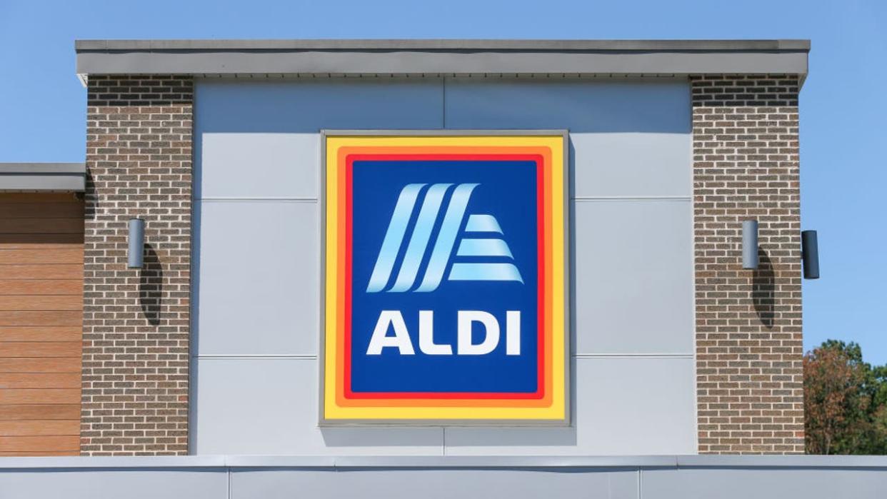 <div>COAL TOWNSHIP, PENNSYLVANIA, UNITED STATES - 2022/08/12: A logo is seen on the outside of an Aldi grocery store. (Photo by Paul Weaver/SOPA Images/LightRocket via Getty Images)</div>