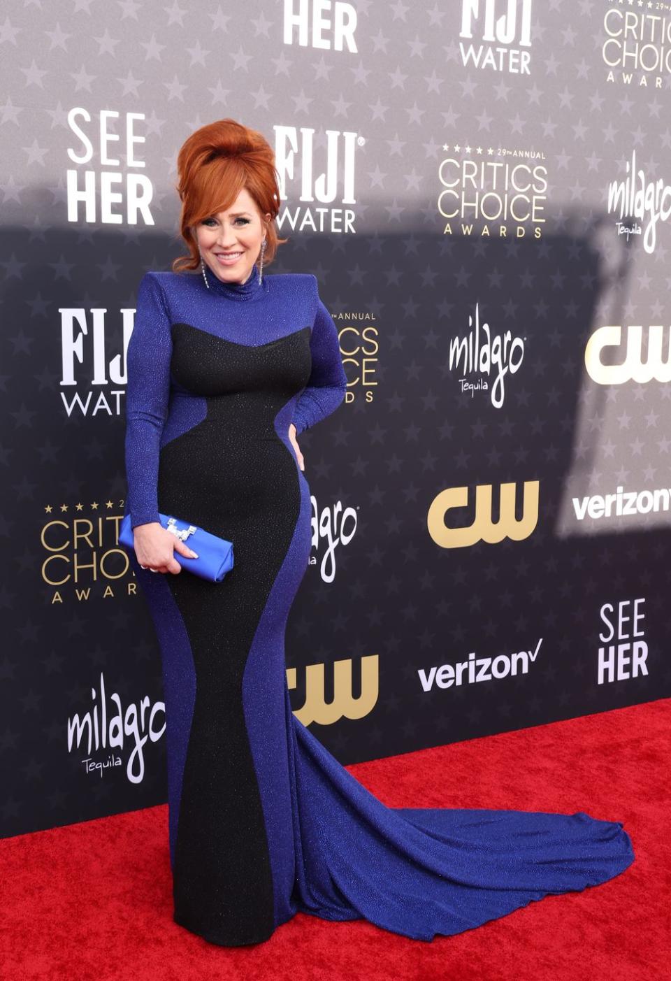 santa monica, california january 14 lisa ann walter attends the 29th annual critics choice awards at barker hangar on january 14, 2024 in santa monica, california photo by amy sussmanwireimage,