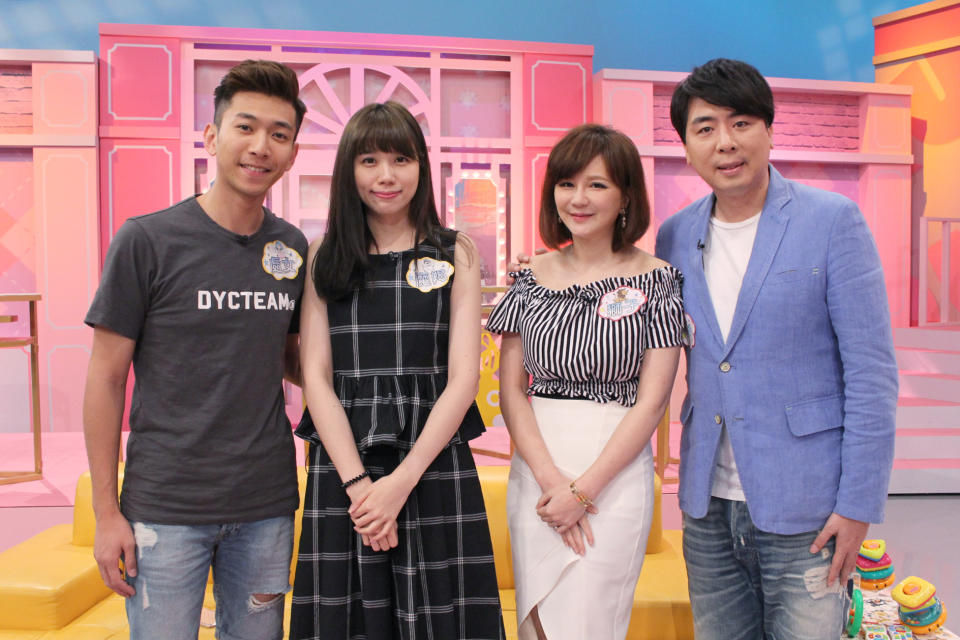 ▲鮪魚（左起）、小葵、Stacey、梁赫群上節目聊婚姻相處之道。（圖／TVBS提供，2017.08.03）