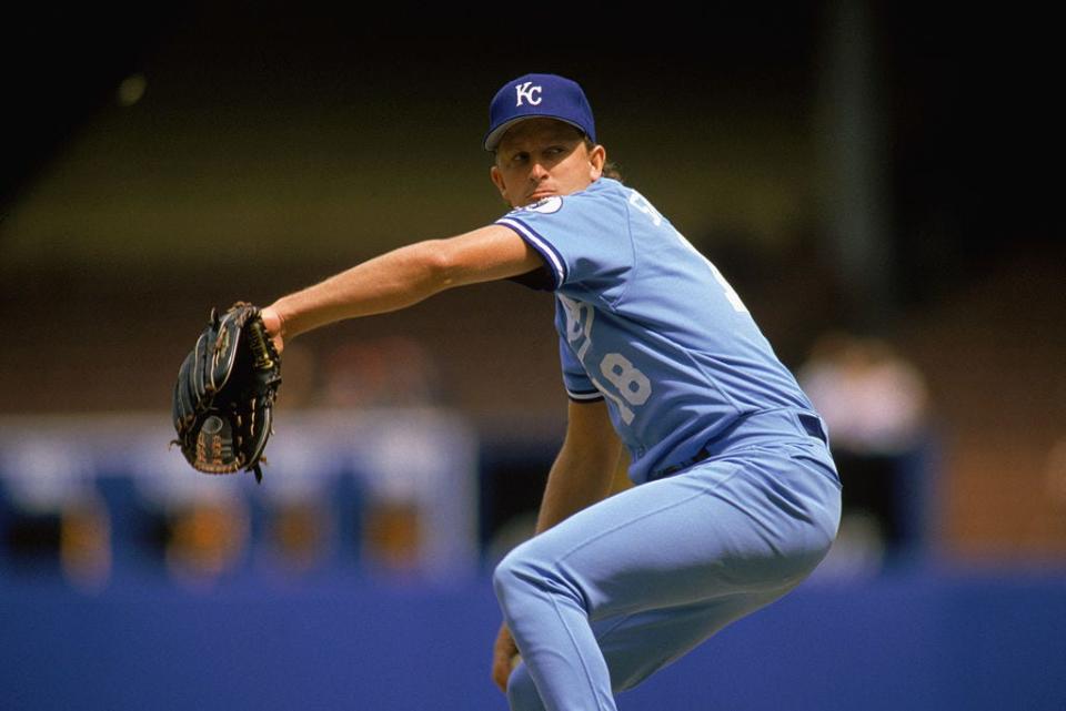 <p>All-over periwinkle blue, plus a navy blue hat, is how you should do monochromatic dressing on the field.</p><p><strong>Verdict:</strong> Good</p>