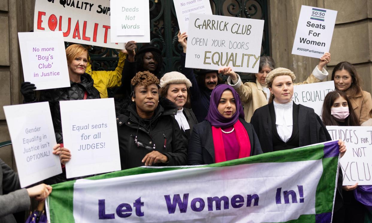 <span>Protest outside the Garrick Club. Some senior lawyers are becoming uneasy about implications of membership of a men-only club such as the Garrick.</span><span>Photograph: Graeme Robertson/The Guardian</span>