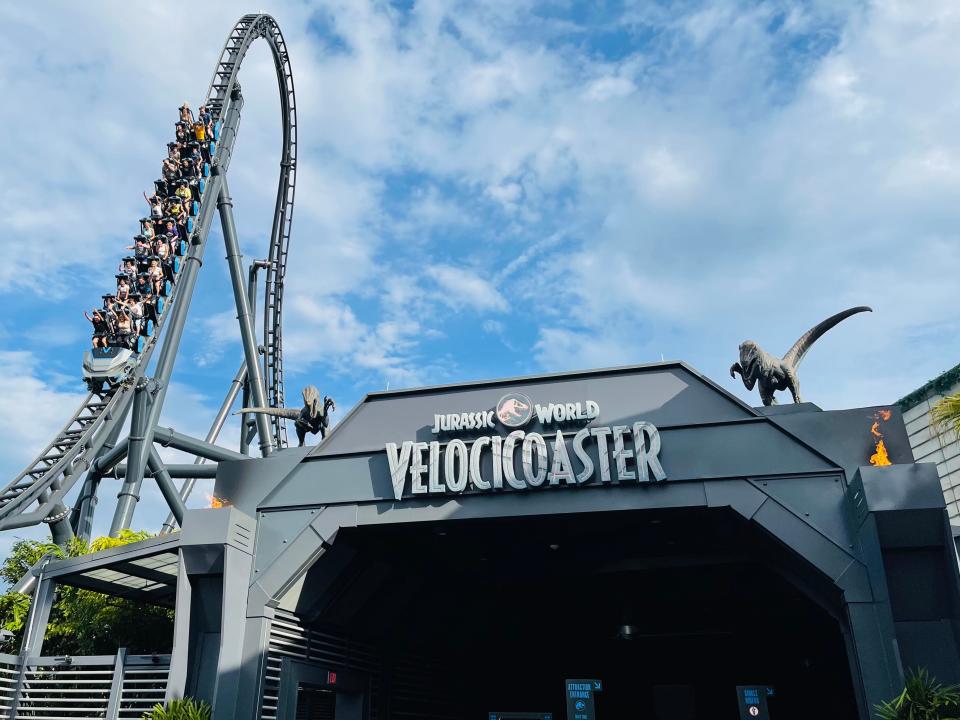 exterior shot of velocicoaster at universal studios orlando