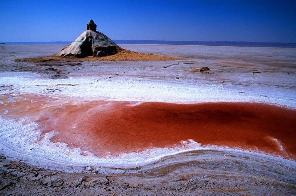 吉利特鹽湖（Photo by Godong/Universal Images Group, Image Source : Getty Editorial）