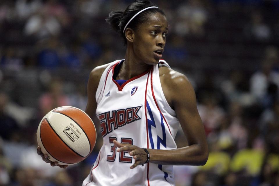 Detroit Shock Swain Cash during the 2007 WNBA game against the New York Liberty at Auburn Hills Mansion.  (AP Photo/Carlos Osorio)