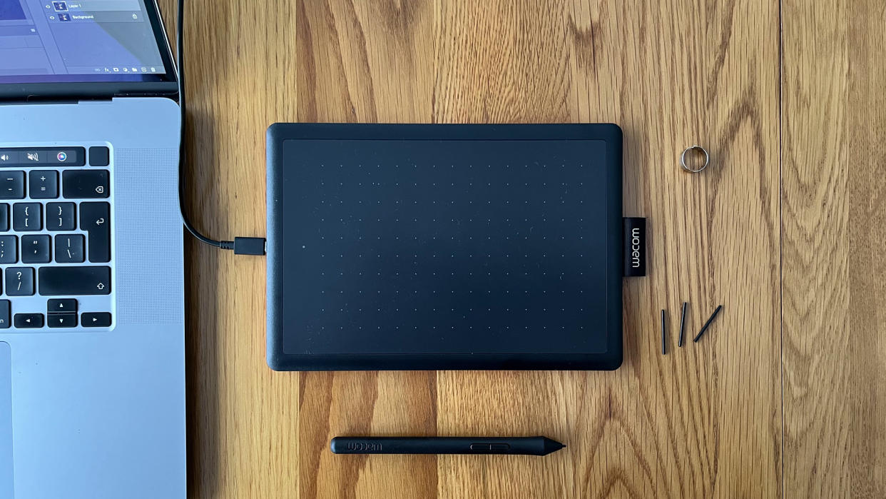  The One by Wacom Small tablet. 