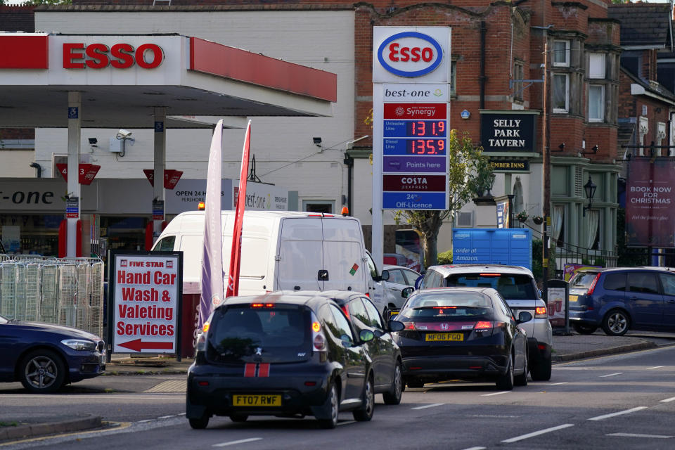 Drivers queue for fuel at an Esso petrol station in Birmingham. Picture date: Tuesday September 28, 2021.