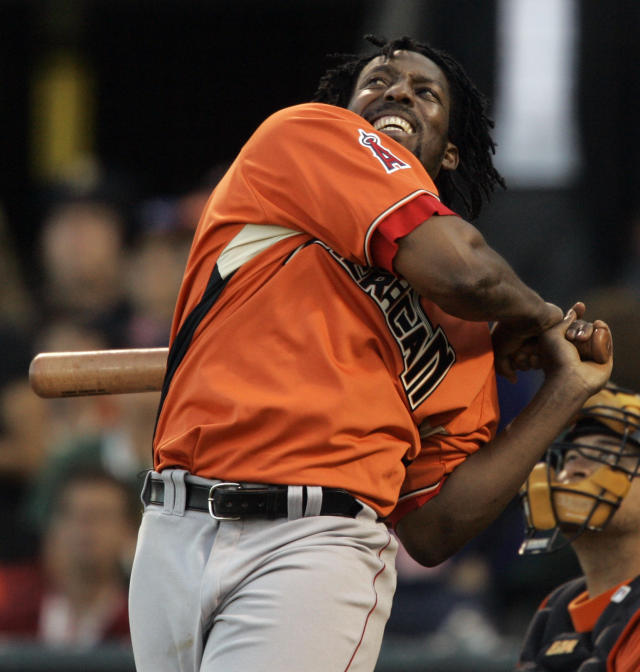 Vladimir Guerrero joins Vladimir Sr. as first father-son Home Run