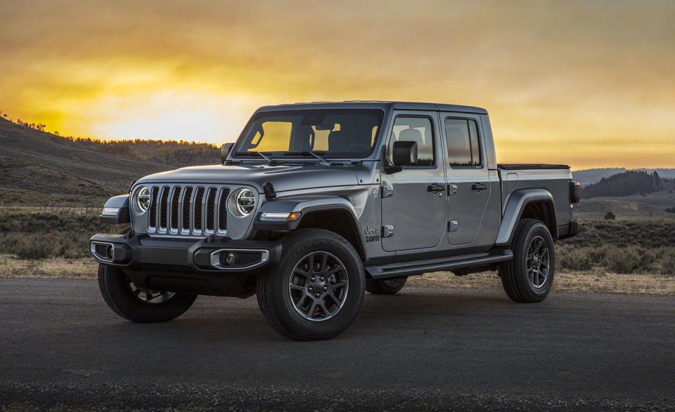 <p>After years of rumor and speculation, Jeep's homegrown, Wrangler pickup <a rel="nofollow noopener" href="https://www.caranddriver.com/news/2020-jeep-gladiator-jt-photos-info" target="_blank" data-ylk="slk:debuts as the 2020-model-year Gladiator;elm:context_link;itc:0;sec:content-canvas" class="link ">debuts as the 2020-model-year Gladiator</a>. Only it isn't as "Wrangler-based" as everyone expected. Instead, unlike a modern Scrambler-i.e., a Wrangler with a bed bolted onto the back-the Gladiator pickup was designed from the ground up to compete in the mid-size truck segment. The frame is all-new and tougher than the Wrangler's for class-competitive towing; the front end, though similar to the Wrangler's, is massaged to enhance engine cooling (again, for towing); and there are numerous outdoor lifestyle–enhancing features unique to the truck.<br></p>
