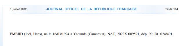Un décret du 4 juillet publié le lendemain au Journal officiel, on trouve le nom de Joël Embiid parmi la liste des personnes obtenant la nationalité française. (Photo: Capture d'écran Journal officiel)
