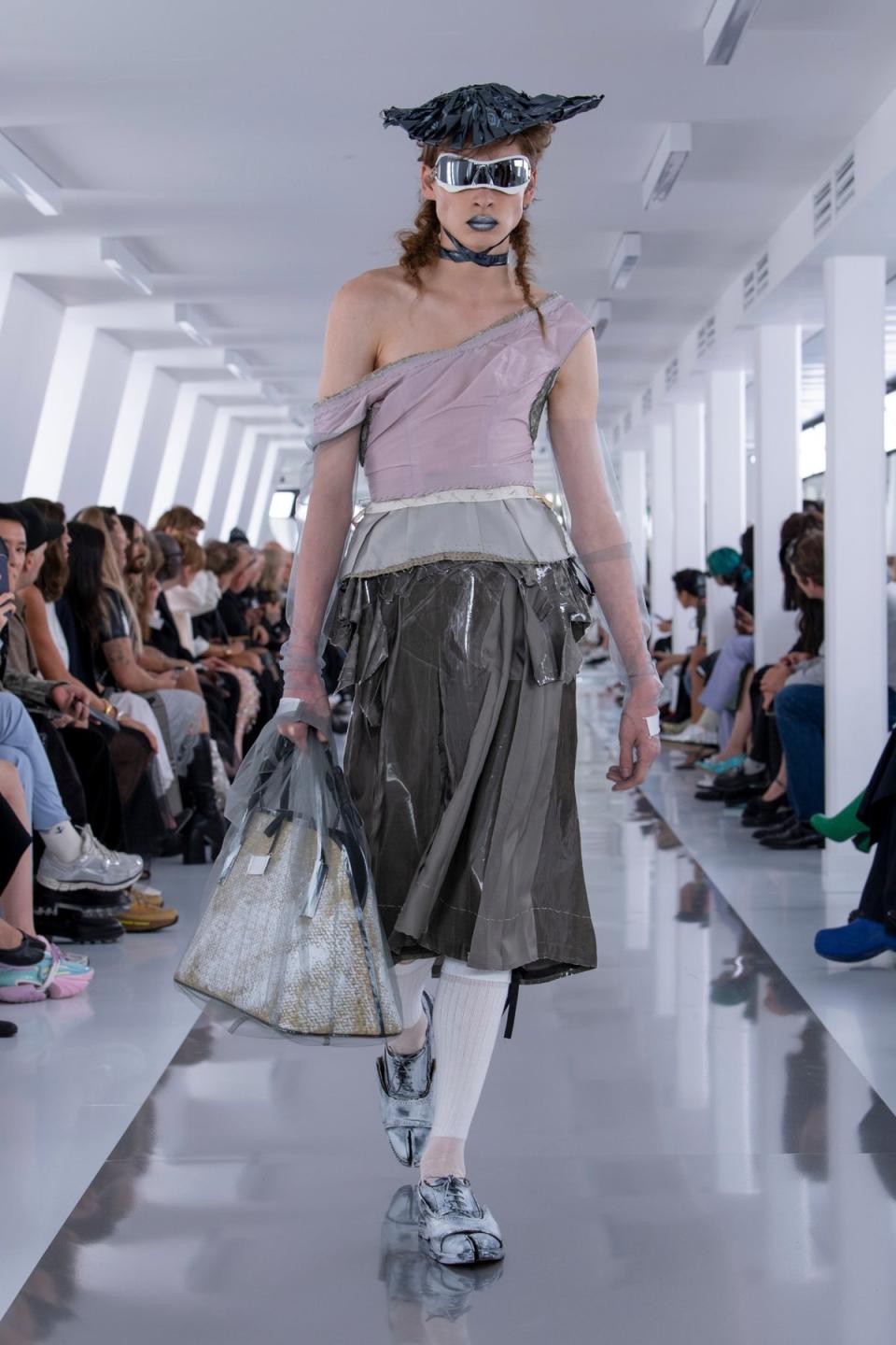 Maison Margiela proves a power pout doesn't have to be red (Margiela)