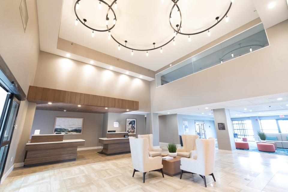A DoubleTree hotel near the Des Moines International Airport was remodeled and turned into a Hilton Garden Inn hotel. Both brands are owned by Hilton Worldwide.