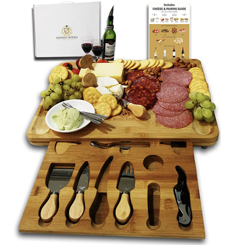 Radiant Royals cheese board. (PHOTO: Amazon Singapore)