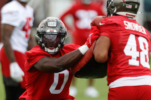 Bucs rookie linebacker Joe Tryon puts huge hit on Bengals quarterback in  1st preseason game